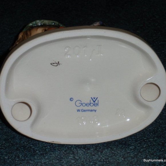 "Retreat To Safety" Goebel Hummel Figurine #201/I TMK5 - Boy On Fence With Frog! - Picture 10 of 10